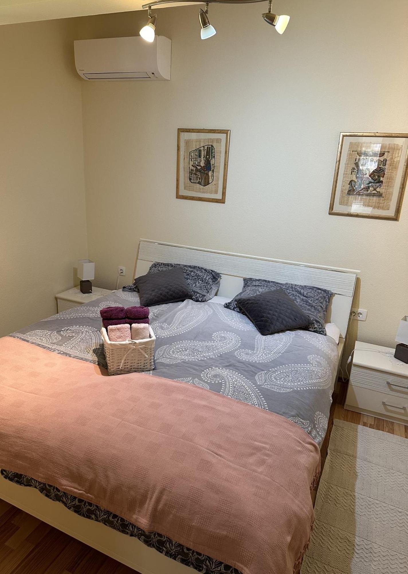 Apartmani Dora I Kati Orebić Exteriör bild
