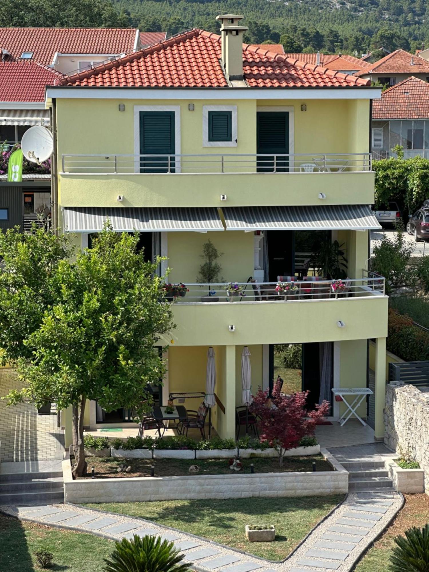 Apartmani Dora I Kati Orebić Exteriör bild